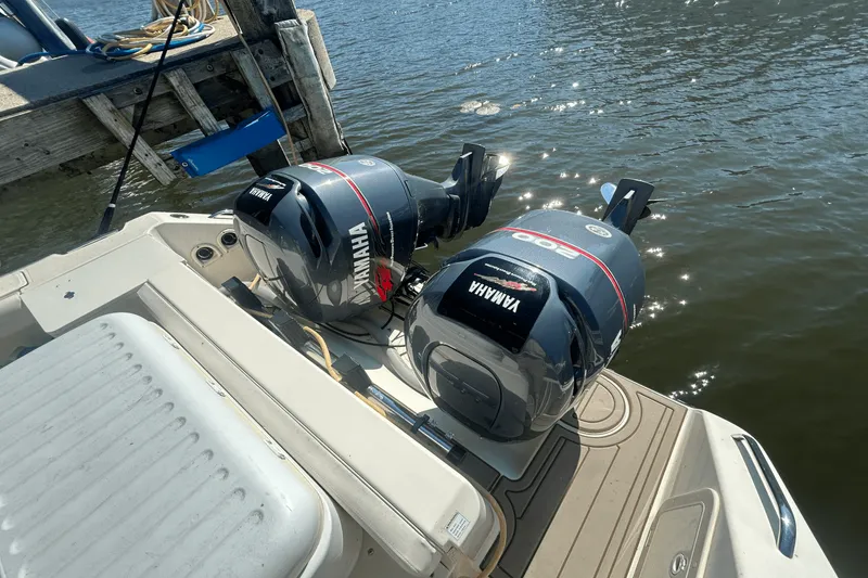 Slide: The Image of Tiara 2870 WA 2001 - 27