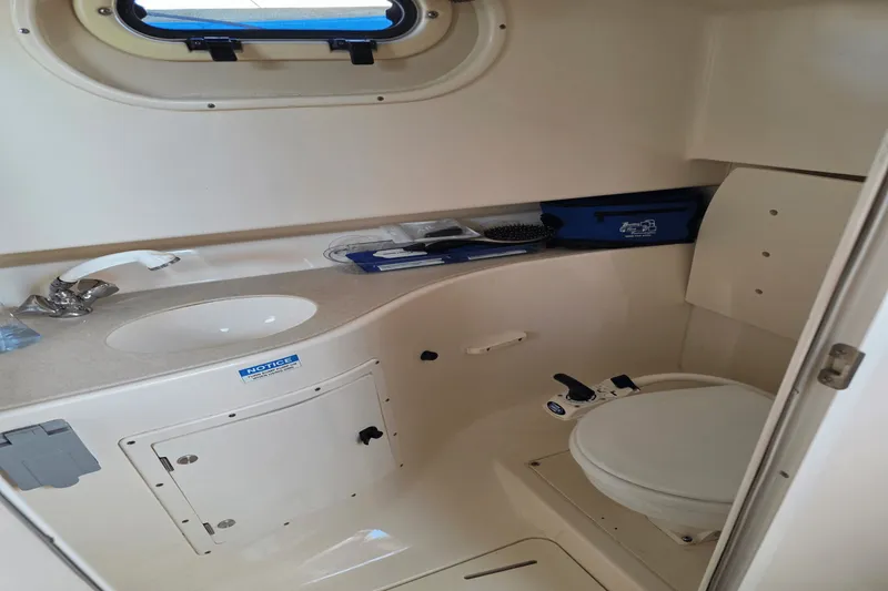 Slide: The Image of Tiara 2870 WA 2001 - 30