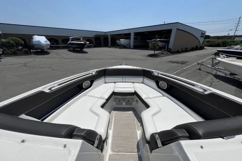 Slide: The Image of Sea Ray 280 SLX 2017 - 12