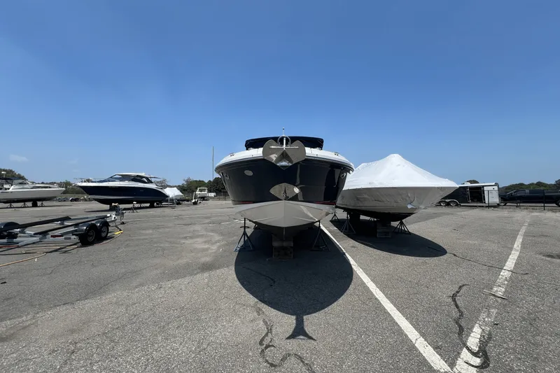 Slide: The Image of Sea Ray 280 SLX 2017 - 3