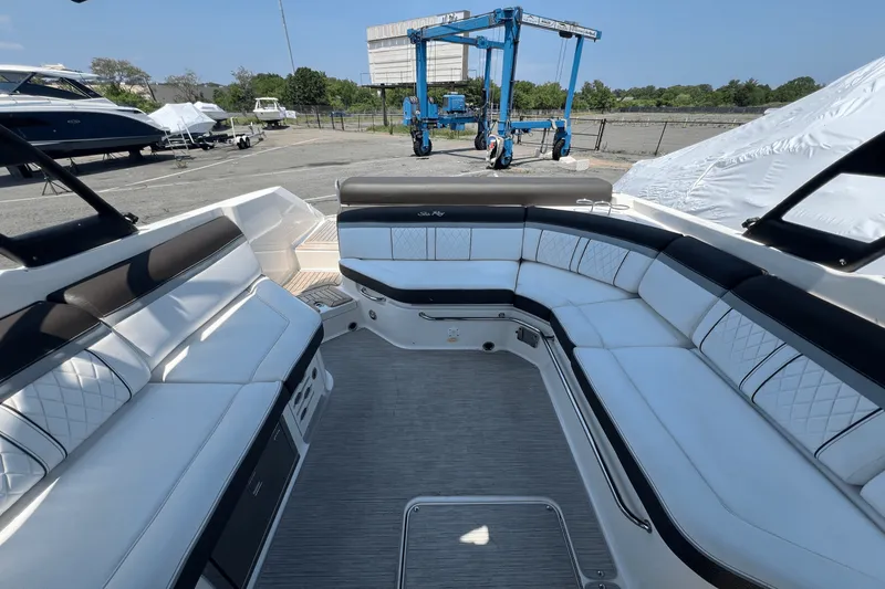 Slide: The Image of Sea Ray 280 SLX 2017 - 7