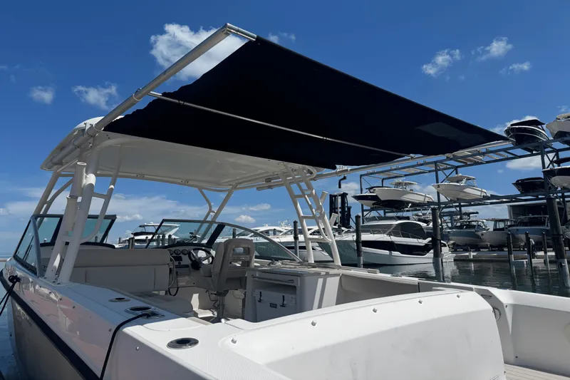 Slide: The Image of Boston Whaler 270 VANTAGE 2015 - 14