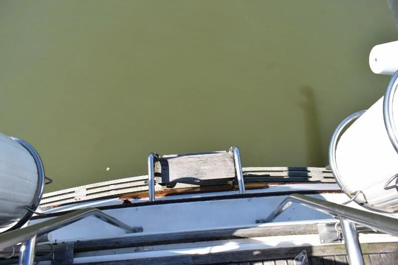 Slide: The Image of View from 1985 Grand Banks 49 Motoryacht deck ladder. - 26