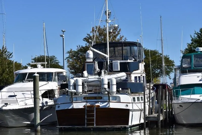 Slide: The Image of Grand Banks 49 Motoryacht 1985 - 50