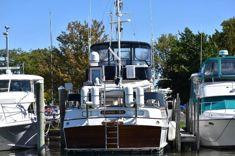 Slide: The Image of Grand Banks 49 Motoryacht 1985 - 51