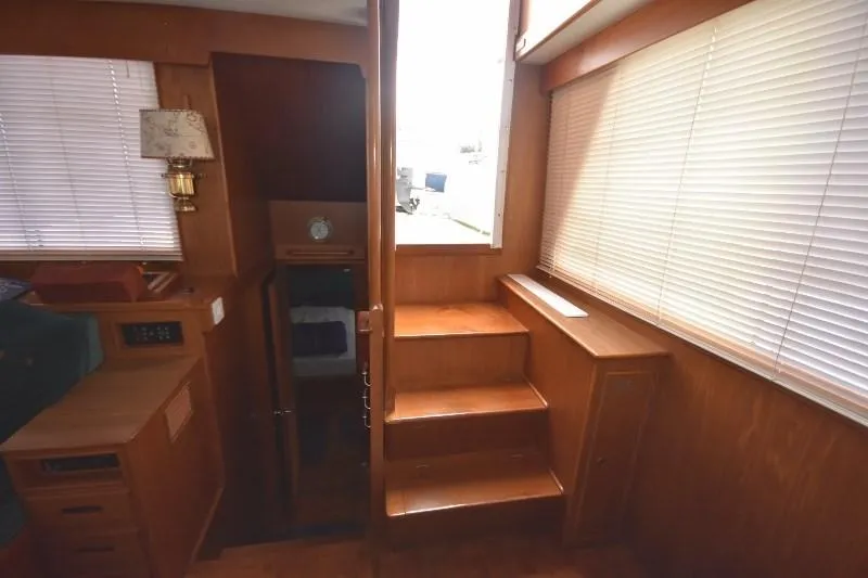 Slide: The Image of Grand Banks 49 Motoryacht 1985 - 55