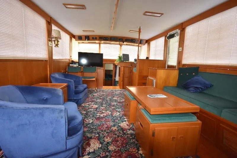 Slide: The Image of Grand Banks 49 Motoryacht 1985 - 57