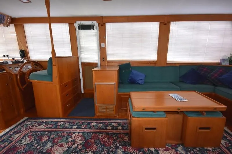 Slide: The Image of Grand Banks 49 Motoryacht 1985 - 58