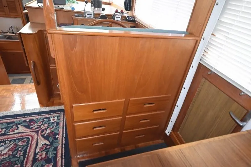 Slide: The Image of Grand Banks 49 Motoryacht 1985 - 61