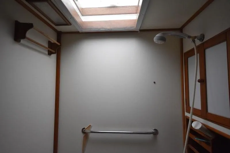 Slide: The Image of Grand Banks 49 Motoryacht 1985 - 83