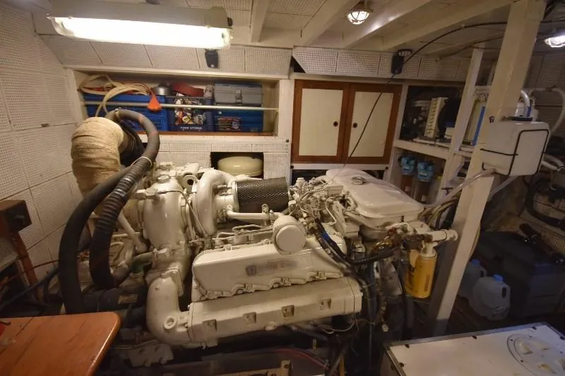 Slide: The Image of Grand Banks 49 Motoryacht 1985 - 93