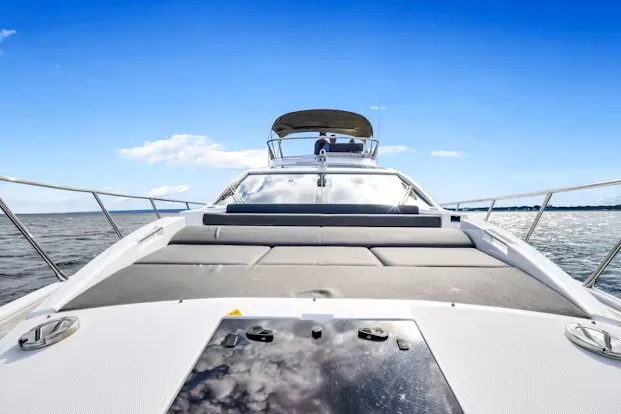 Slide: The Image of Azimut S6 SPORTFLY 2021 - 16