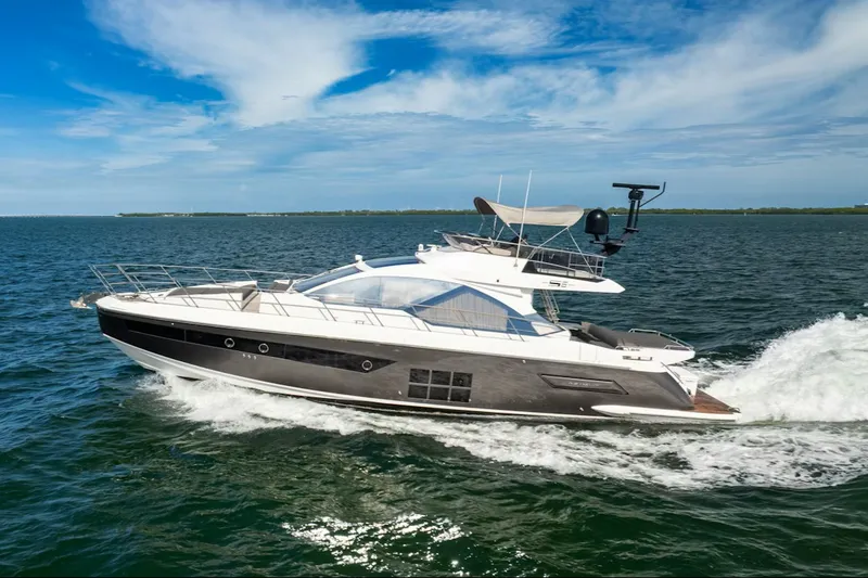 Slide: The Image of Azimut S6 SPORTFLY 2021 - 2