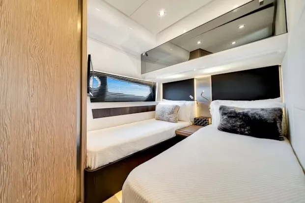 Slide: The Image of Azimut S6 SPORTFLY 2021 - 43