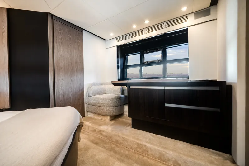 Slide: The Image of Azimut S6 SPORTFLY 2021 - 49