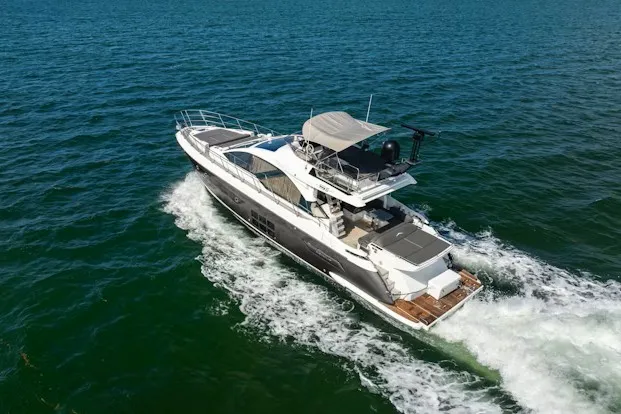 Slide: The Image of Azimut S6 SPORTFLY 2021 - 7