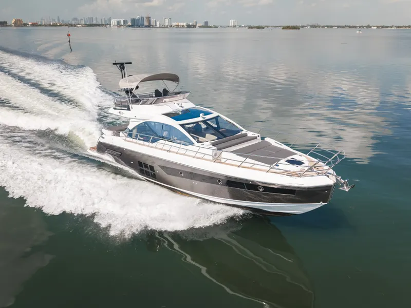 Slide: The Image of Azimut S6 SPORTFLY 2021 - 7