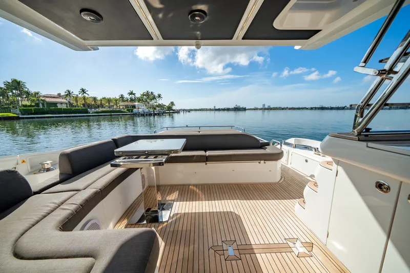 Slide: The Image of Azimut S6 SPORTFLY 2021 - 56
