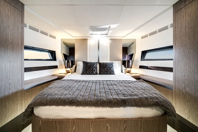 Slide: The Image of Azimut S6 SPORTFLY 2021 - 39