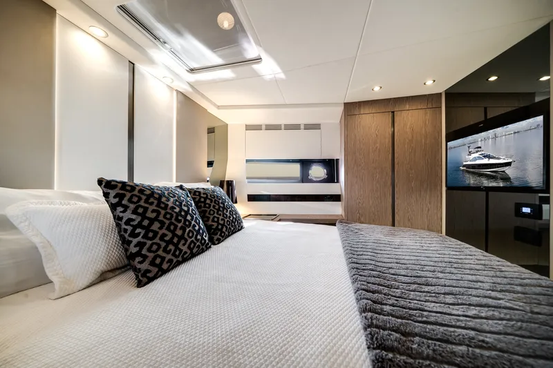 Slide: The Image of Azimut S6 SPORTFLY 2021 - 40