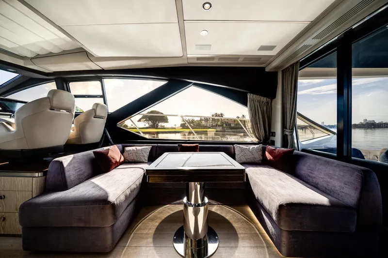 Slide: The Image of Azimut S6 SPORTFLY 2021 - 20