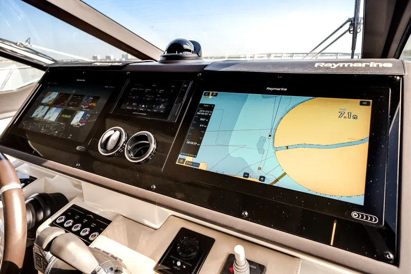 Slide: The Image of Azimut S6 SPORTFLY 2021 - 28