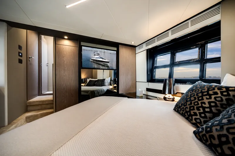 Slide: The Image of Azimut S6 SPORTFLY 2021 - 50