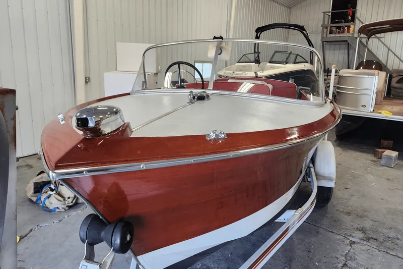 Slide: The Image of Chris-Craft CUSTOM SKI 1963 - 3