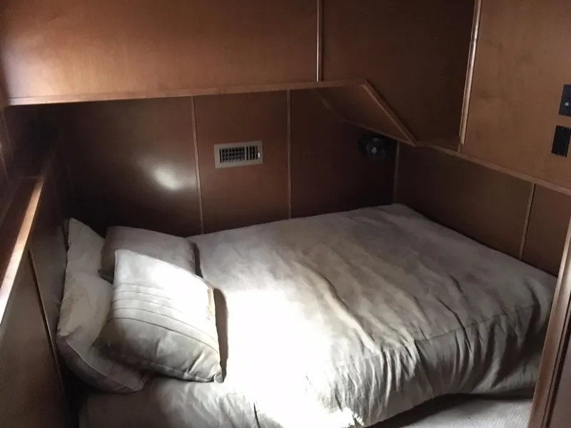 Slide: The Image of Cozy bedroom in Bravada houseboat, 2012 model. - 9