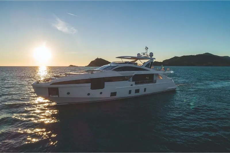 Slide: The Image of Azimut Grande 32M 2023 - 72