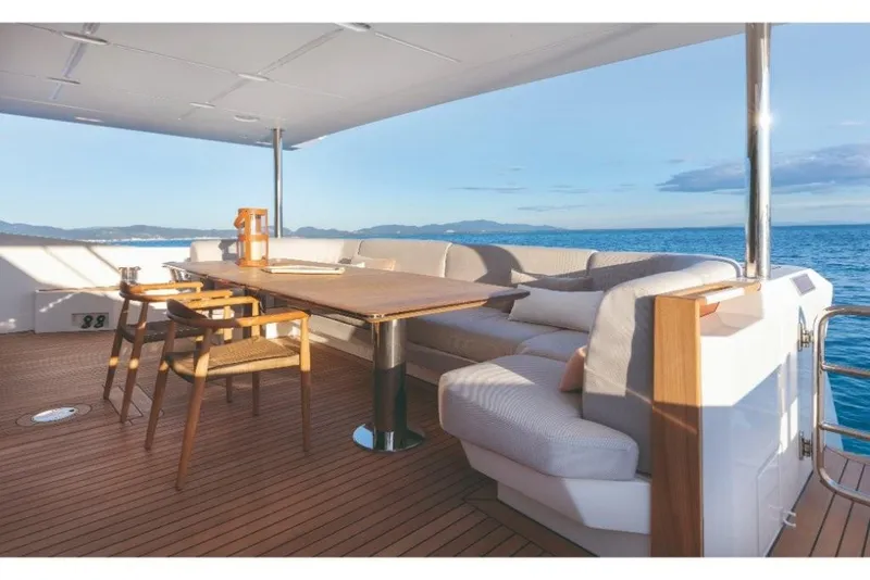 Slide: The Image of Azimut Grande 32M 2023 - 76