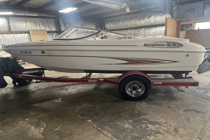 The Image of Glastron 175SX 2001 - 0