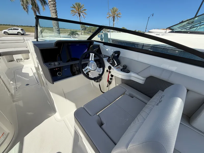 Slide: The Image of Sea Ray SDX 290 Outboard 2026 - 10