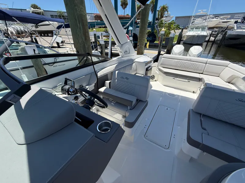 Slide: The Image of Sea Ray SDX 290 Outboard 2026 - 8