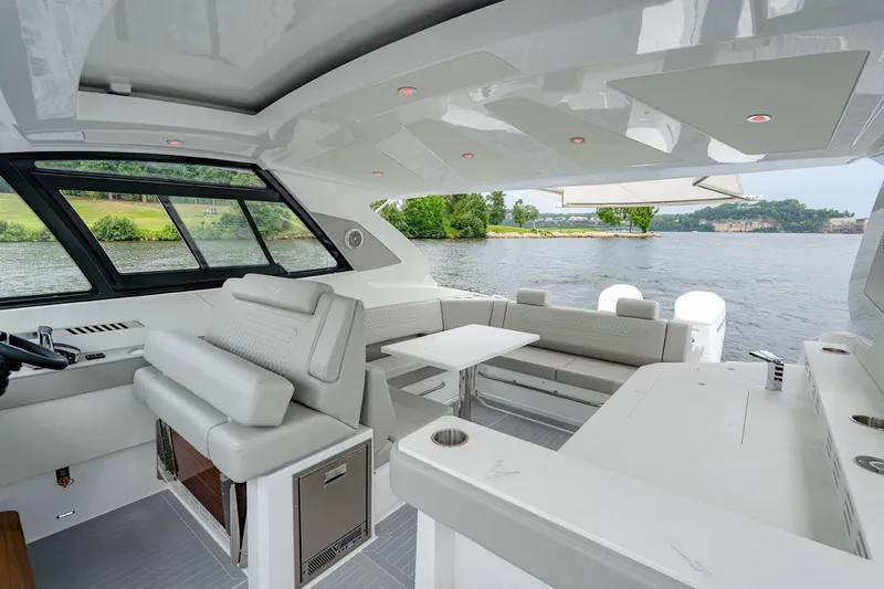 Slide: The Image of Cruisers 42 GLS Outboard 2027 - 27