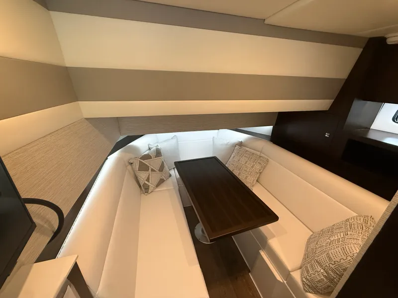 Slide: The Image of Cruisers 42 GLS Outboard 2027 - 21