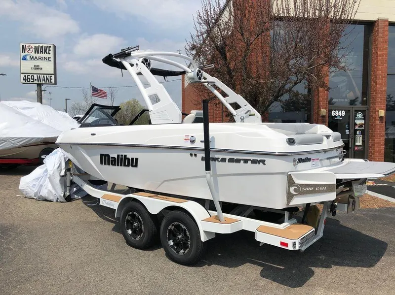 Slide: The Image of Malibu Wakesetter 20 VTX 2019 - 6