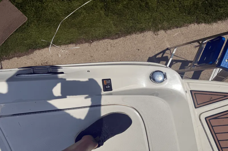 Slide: The Image of Sea Ray 260 SUNDECK 2014 - 12