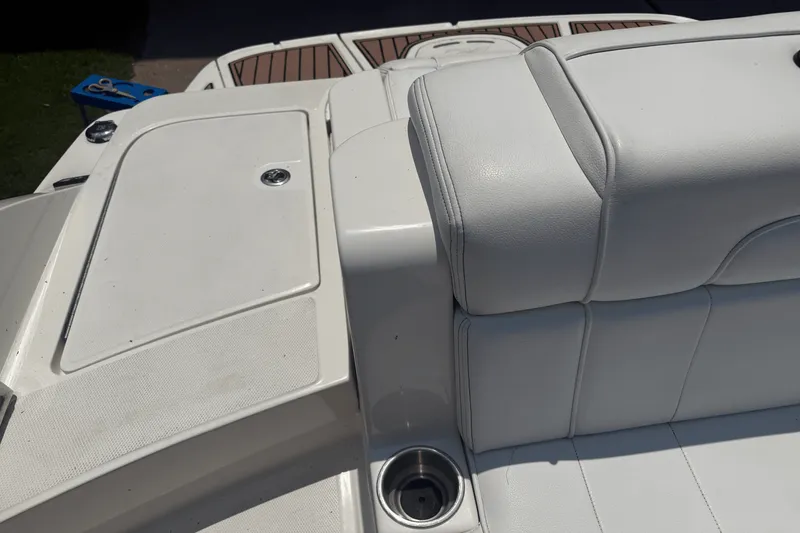 Slide: The Image of Sea Ray 260 SUNDECK 2014 - 17