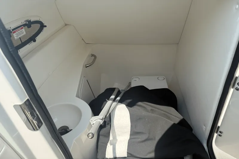 Slide: The Image of Sea Ray 260 SUNDECK 2014 - 38