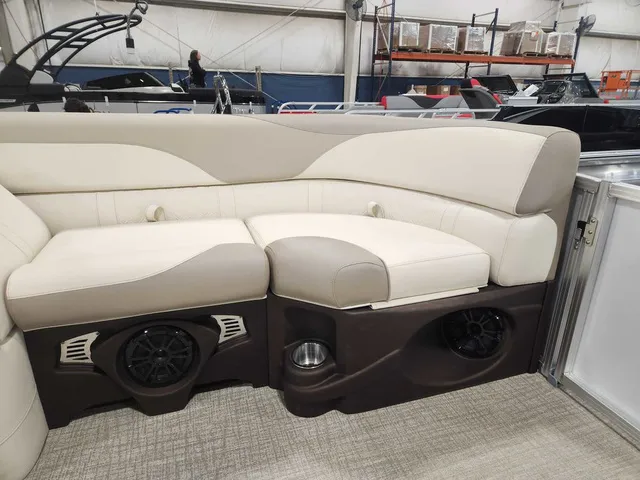 Slide: The Image of Avalon 2385 25 LSZ QL 2026 - 11