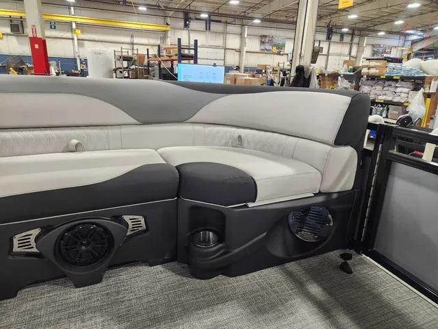 Slide: The Image of Avalon 2385 25 LSZ QL 2026 - 16