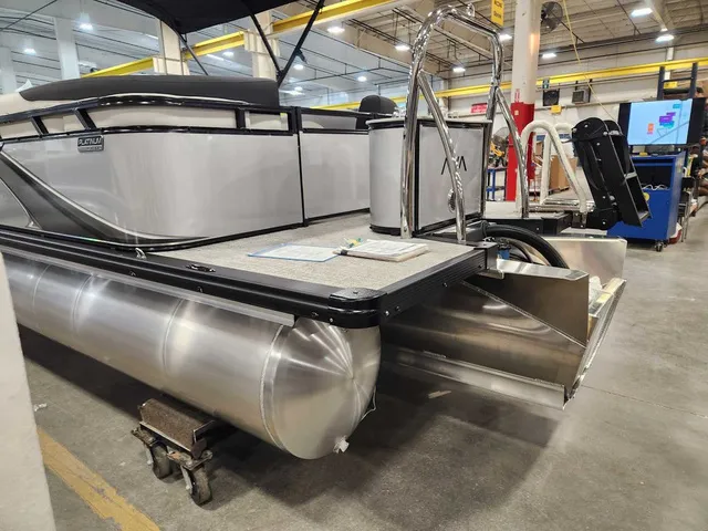 Slide: The Image of Avalon 2385 25 LSZ QL 2026 - 4