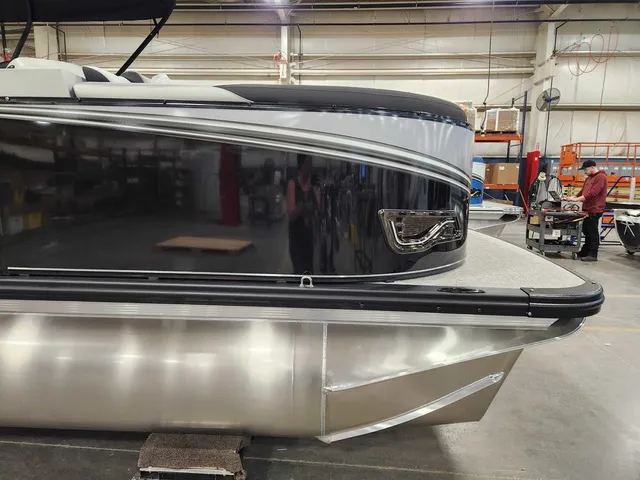 Slide: The Image of Avalon 2385 25 LSZ QL 2026 - 5