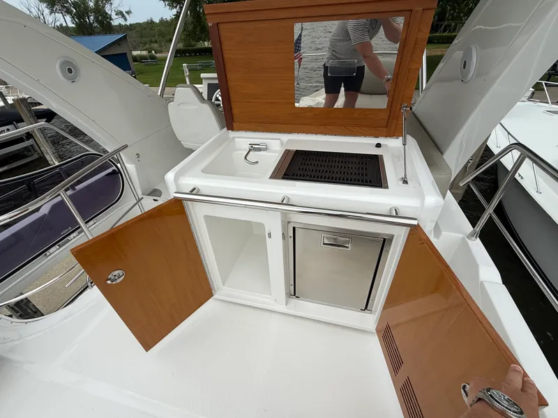Slide: The Image of Azimut 50 FLY 2018 - 11