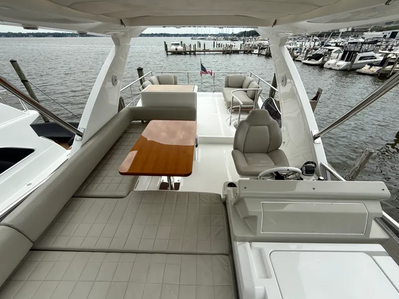 Slide: The Image of Azimut 50 FLY 2018 - 13