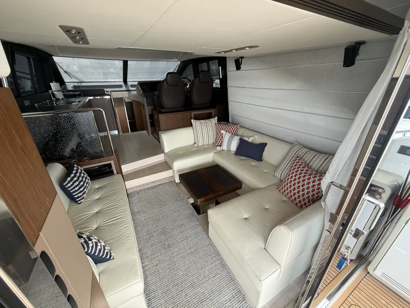 Slide: The Image of Azimut 50 FLY 2018 - 18