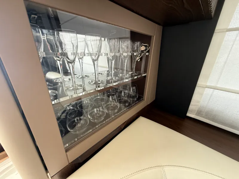 Slide: The Image of Azimut 50 FLY 2018 - 21