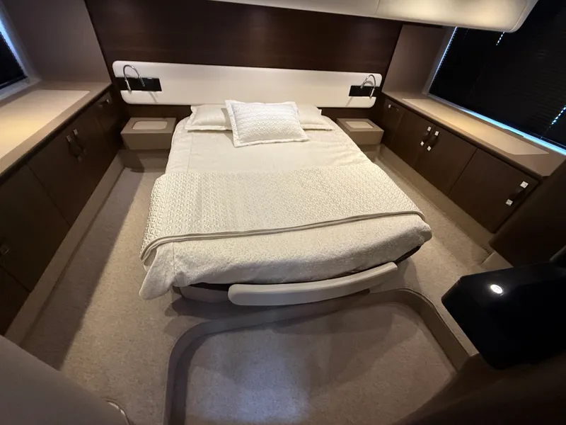 Slide: The Image of Azimut 50 FLY 2018 - 29