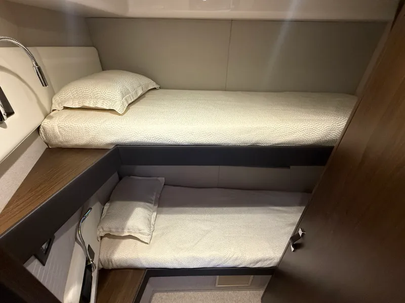 Slide: The Image of Azimut 50 FLY 2018 - 40
